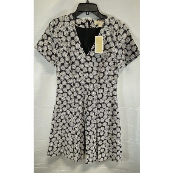 Michael Kors Black Leaf Print Short Sleeve Fit Flare Dress Size 8 NWT - Picture 2 of 8